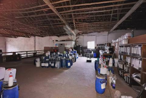 Oportunidade de investimento pavilhão industrial - vila moreira