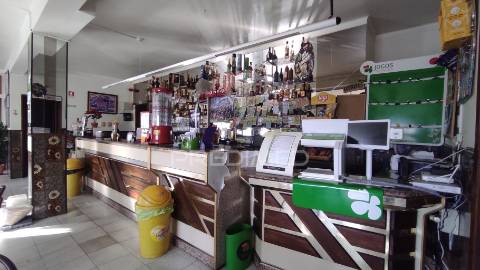 Café / restaurante em beringel - ( venda conjunta com apartamento t3 e moradia por recuperar)