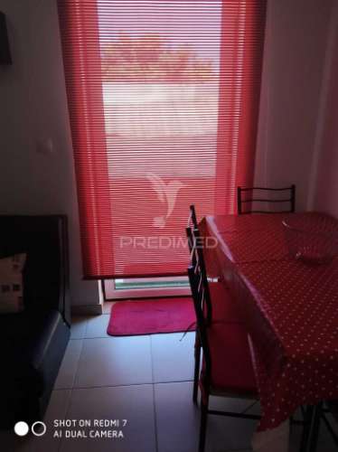 Habitação com restaurante em nisa