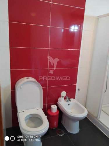 Habitação com restaurante em nisa