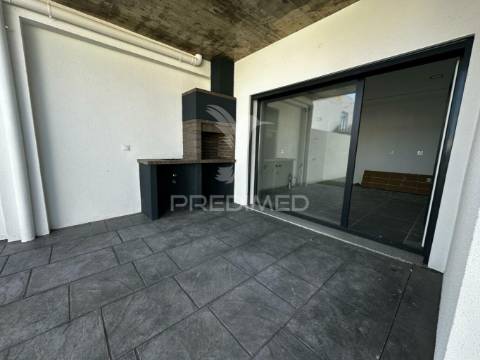 Moradia de luxo v3 com piscina elvas