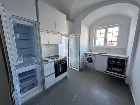 Apartamento t3 com lugar de garagem centro histórico elvas