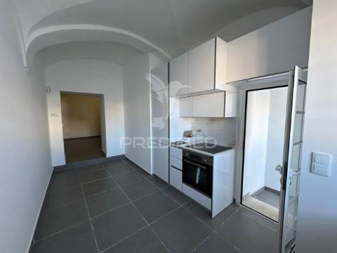 Apartamento t3 com lugar de garagem centro histórico elvas