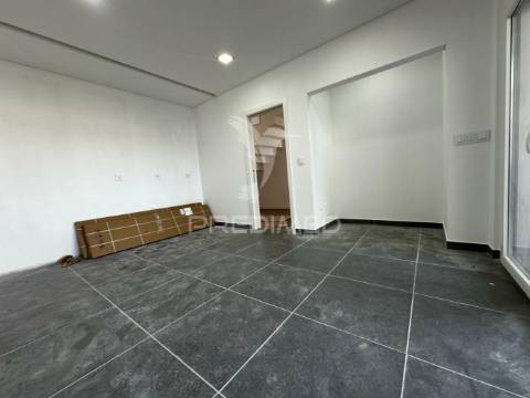 Moradia de luxo v3 com piscina elvas