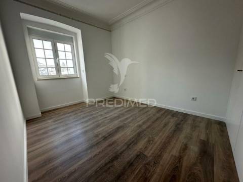 Apartamento t2+1 com terraço centro histórico elvas