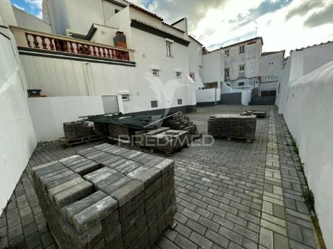 Apartamento t2+1 com terraço centro histórico elvas