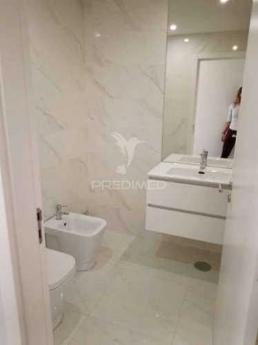 ? moderno t2 em valongo | localização imbatível