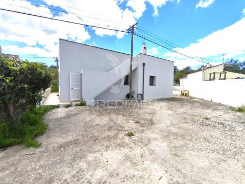 Moradia t4 em varjota, remodelada