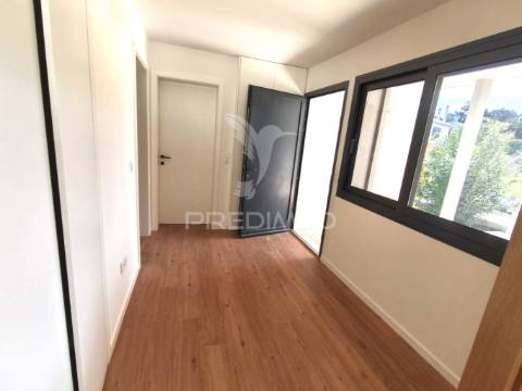 Moradia t4 em varjota, remodelada