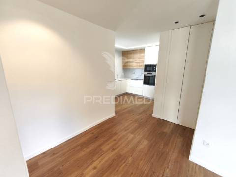 Moradia t4 em varjota, remodelada