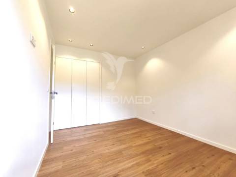 Moradia t4 em varjota, remodelada