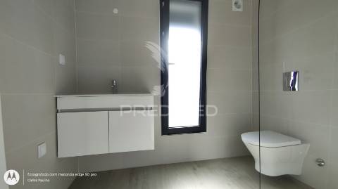 Moradia v4 com piscina,urb.espartal-aljezur