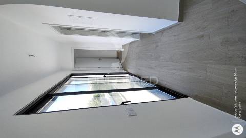 Moradia v4 com piscina,urb.espartal-aljezur