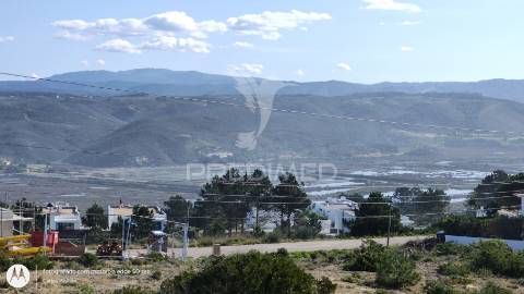 Moradia v4 com piscina,urb.espartal-aljezur