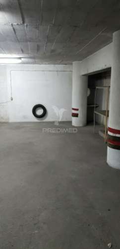 Dois lugares de estacionamento (1+1) - edifício do bocage (barreiro)