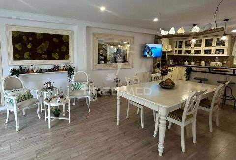 Moradia de luxo com piscina aquecida próximo a sintra