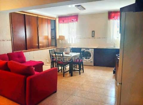 Moradia t5 no centro da vila de amiais de baixo