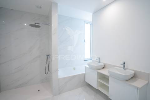 Luxuosa moradia na ilha da madeira