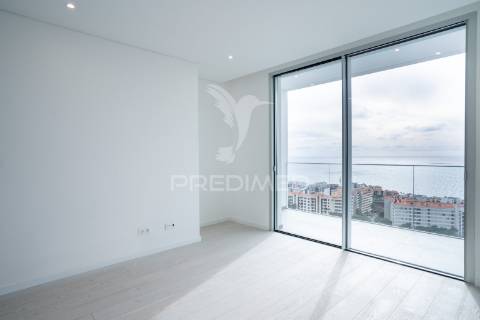 Luxuosa moradia na ilha da madeira