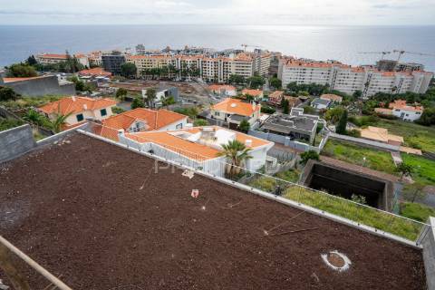 Luxuosa moradia na ilha da madeira