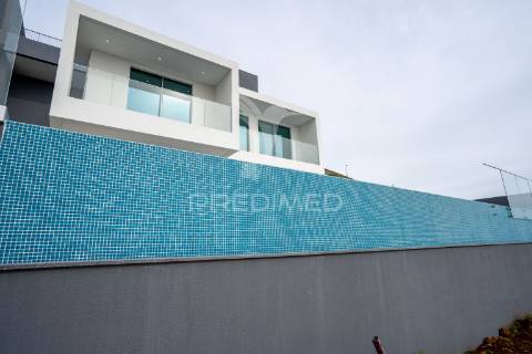 Luxuosa moradia na ilha da madeira