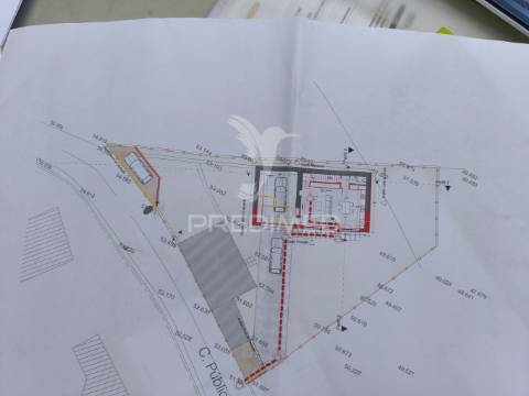 Moradia t3 rodeada da natureza.