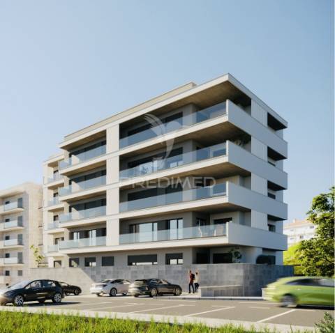 Apartamento t2 novo com garagem no centro de leiria