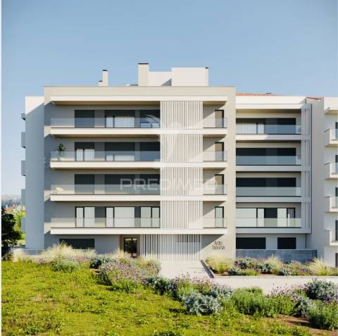 Apartamento t2 novo com garagem no centro de leiria