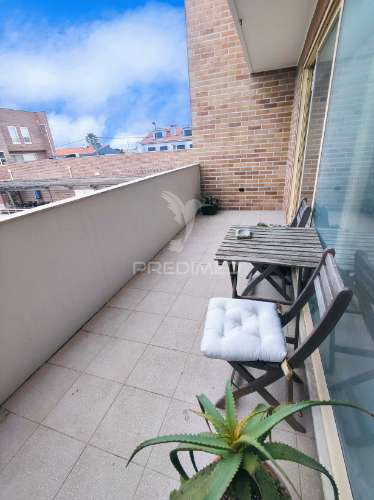 Lavra, agudela. duplex t3 situado em condomínio fechado com piscina, jardim e praia a 200m.