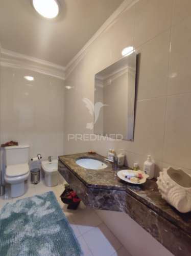 Lavra, agudela. duplex t3 situado em condomínio fechado com piscina, jardim e praia a 200m.