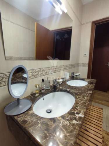 Lavra, agudela. duplex t3 situado em condomínio fechado com piscina, jardim e praia a 200m.