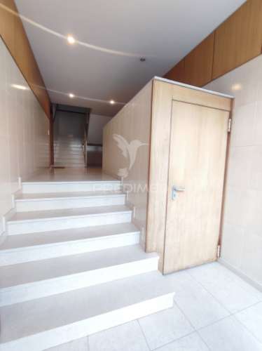 Lavra, agudela. duplex t3 situado em condomínio fechado com piscina, jardim e praia a 200m.