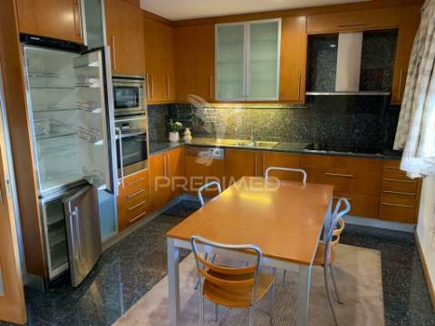 Moradia de luxo t4 junto ao forte s. joão - vila do conde