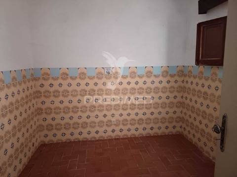 Moradia em são romão - conforto e tradição com vista deslumbrante