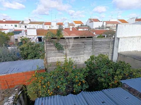 Moradia em são romão - conforto e tradição com vista deslumbrante