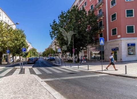 Negócio de restauração pronto a operar – trespasse em zona premium da alameda