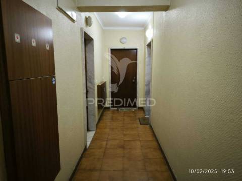 Apartamento t1 pronto a habitar - excelente oportunidade