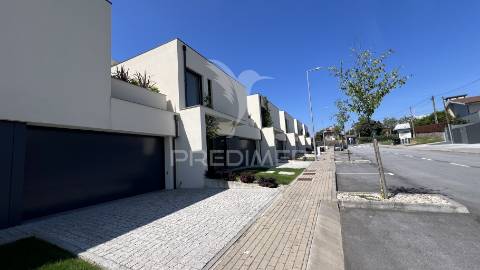 Moradia t3 nova_palmeira, braga