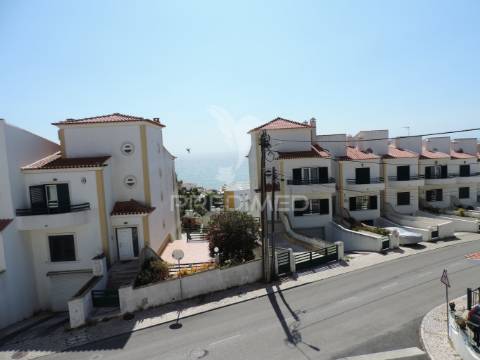 Moradia t3 + 1  localizada na vila da ericeira