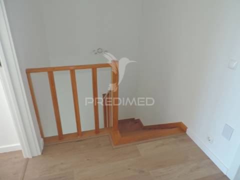 Moradia t3 + 1  localizada na vila da ericeira