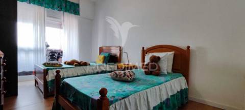 Apartamento t3 à venda em póvoa de santo adrião