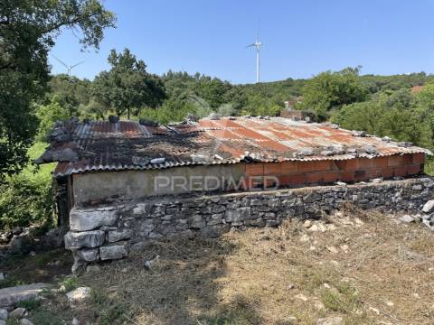 Ruina para reconstrução