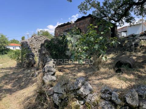 Ruina para reconstrução