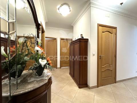 Apartamento t3+t1 - porto de mós - leiria