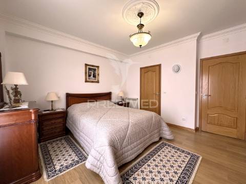 Apartamento t3+t1 - porto de mós - leiria