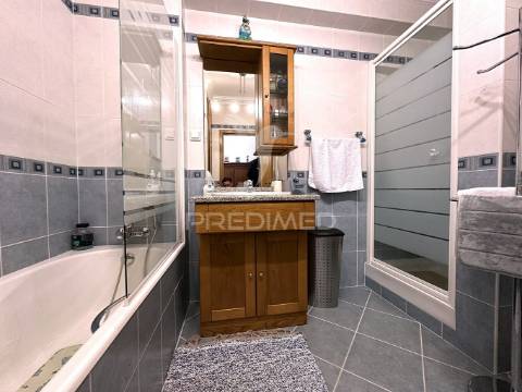 Apartamento t3+t1 - porto de mós - leiria