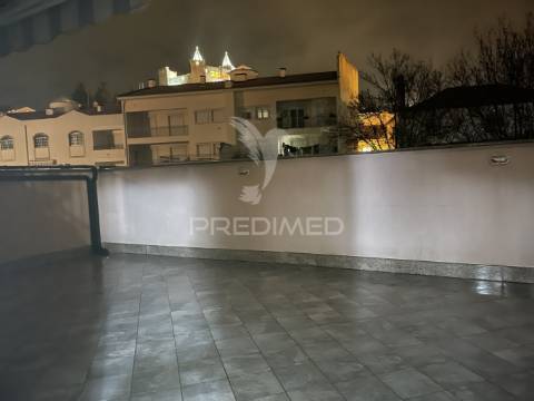 Apartamento t3+t1 - porto de mós - leiria