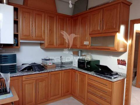 Apartamento t3+t1 - porto de mós - leiria