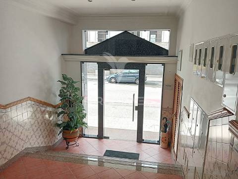 Apartamento t3+t1 - porto de mós - leiria