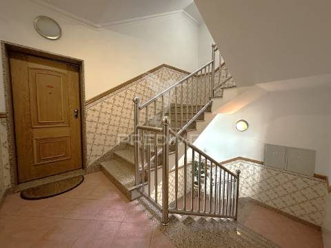 Apartamento t3+t1 - porto de mós - leiria
